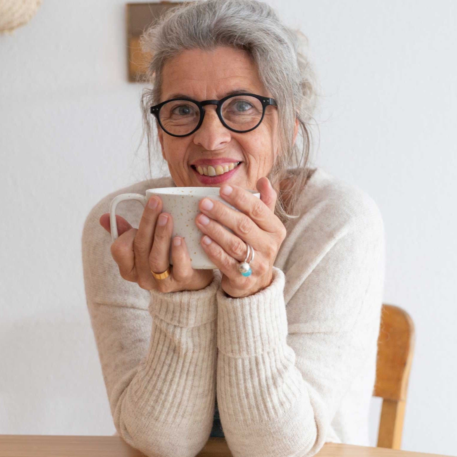 oelfaktorisch-Gründern Sonja Staffler teilt in diesem Interview ihre Erfahrung aus über 25 Jahren in der eigenen Massage-Praxis